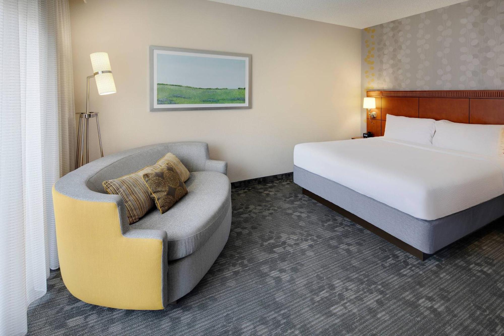Courtyard Dallas Addison Midway Esterno foto