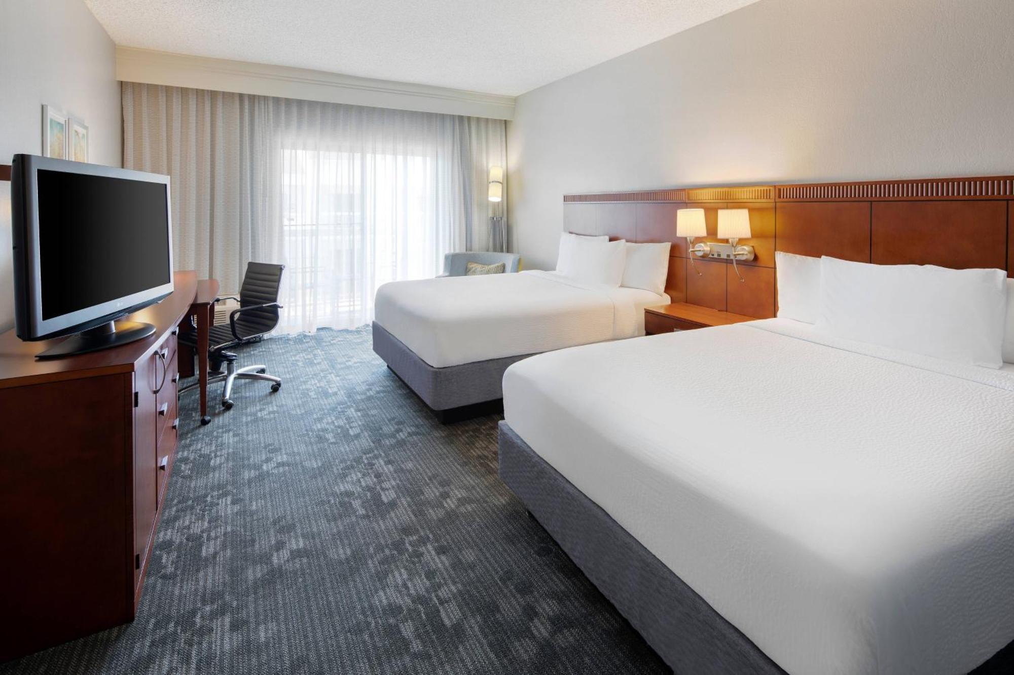 Courtyard Dallas Addison Midway Esterno foto