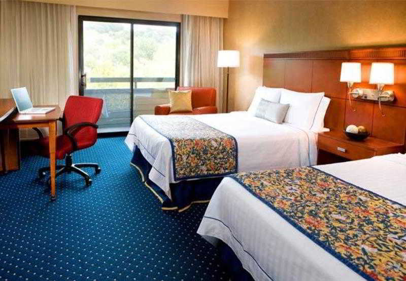 Courtyard Dallas Addison Midway Esterno foto